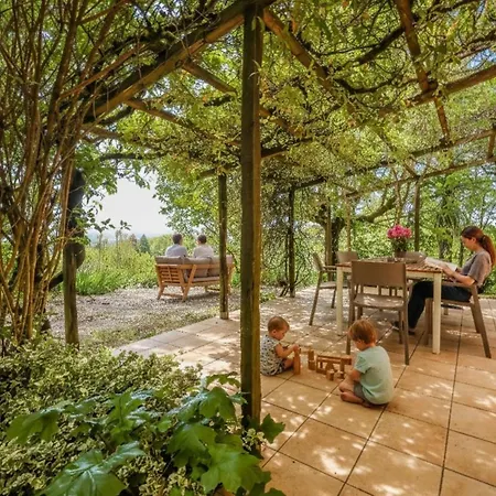 Domaine Les Hauts De Jeanvert - Piscine - *